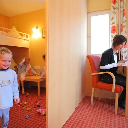 Sonne - Familien- Und Bregenzerwald 4*