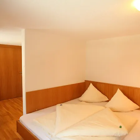 Sonne - Familien- Und Bregenzerwald 4*